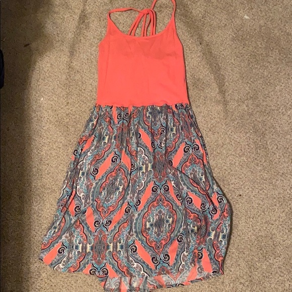 Dresses - Picture 7 of 7